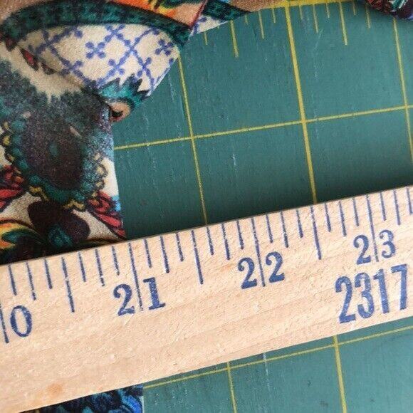 Nostalgia Bohemian Floral Blouse Large V-Neck Studs Short Sleeves Pull Over - Picture 8 of 9